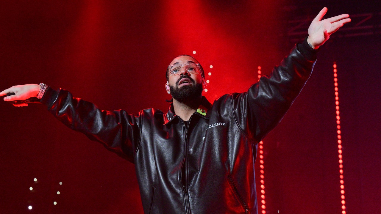 Drake bought Tupac Shakur's ring at Sotheby's for $1 million